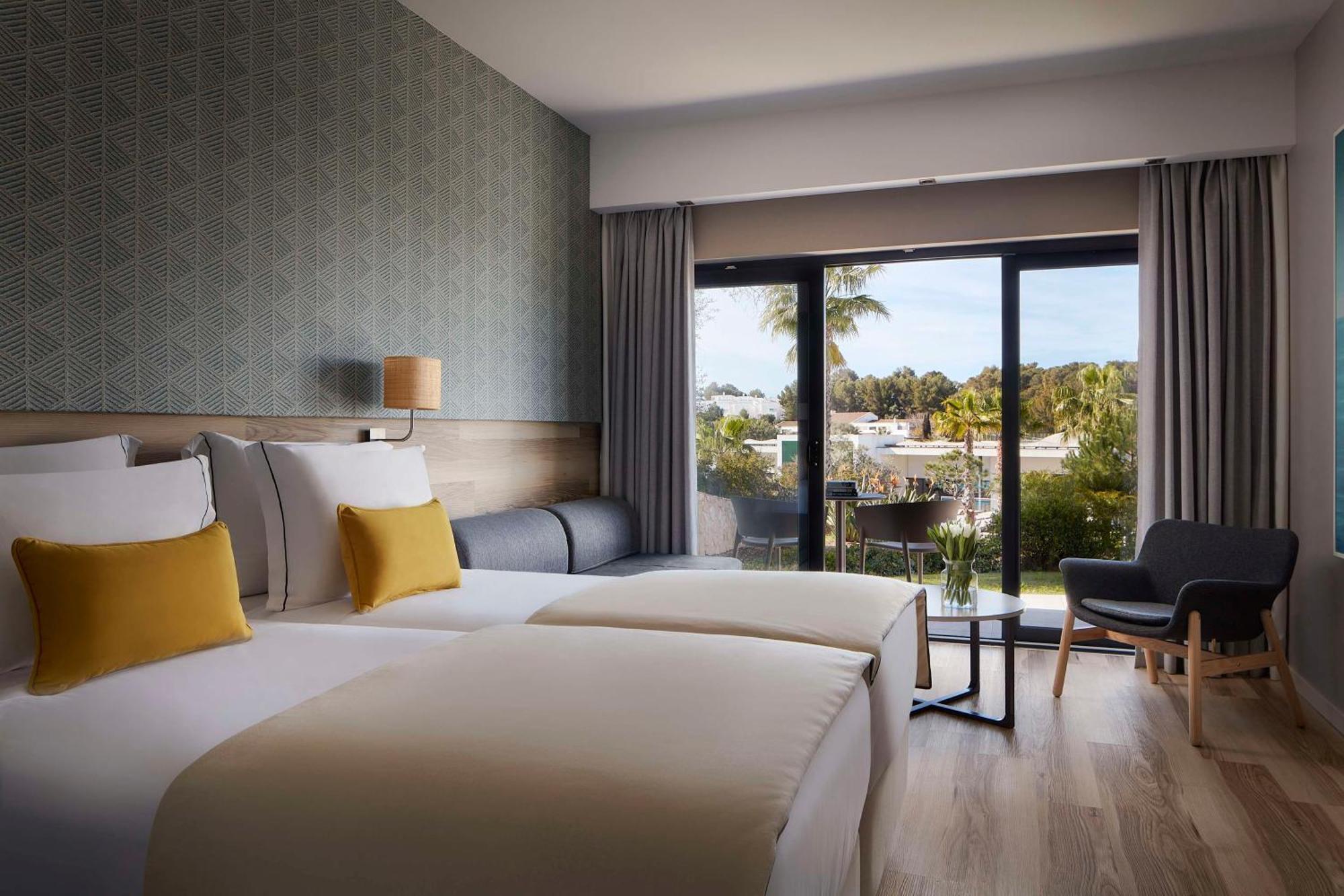 Tivoli Alvor Algarve Hotel Kültér fotó A room at the hotel